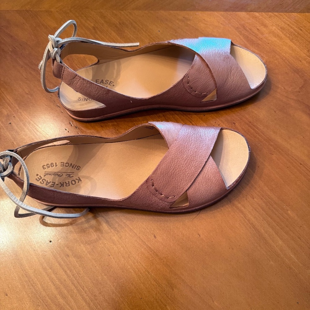 Kork-Ease Aaron Brown Leather Sandals 9M  NIB